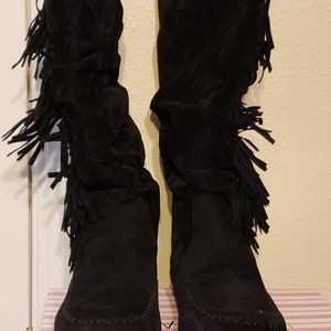 Moccasin Fringe Boots
